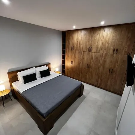 Giannel Luxury 2